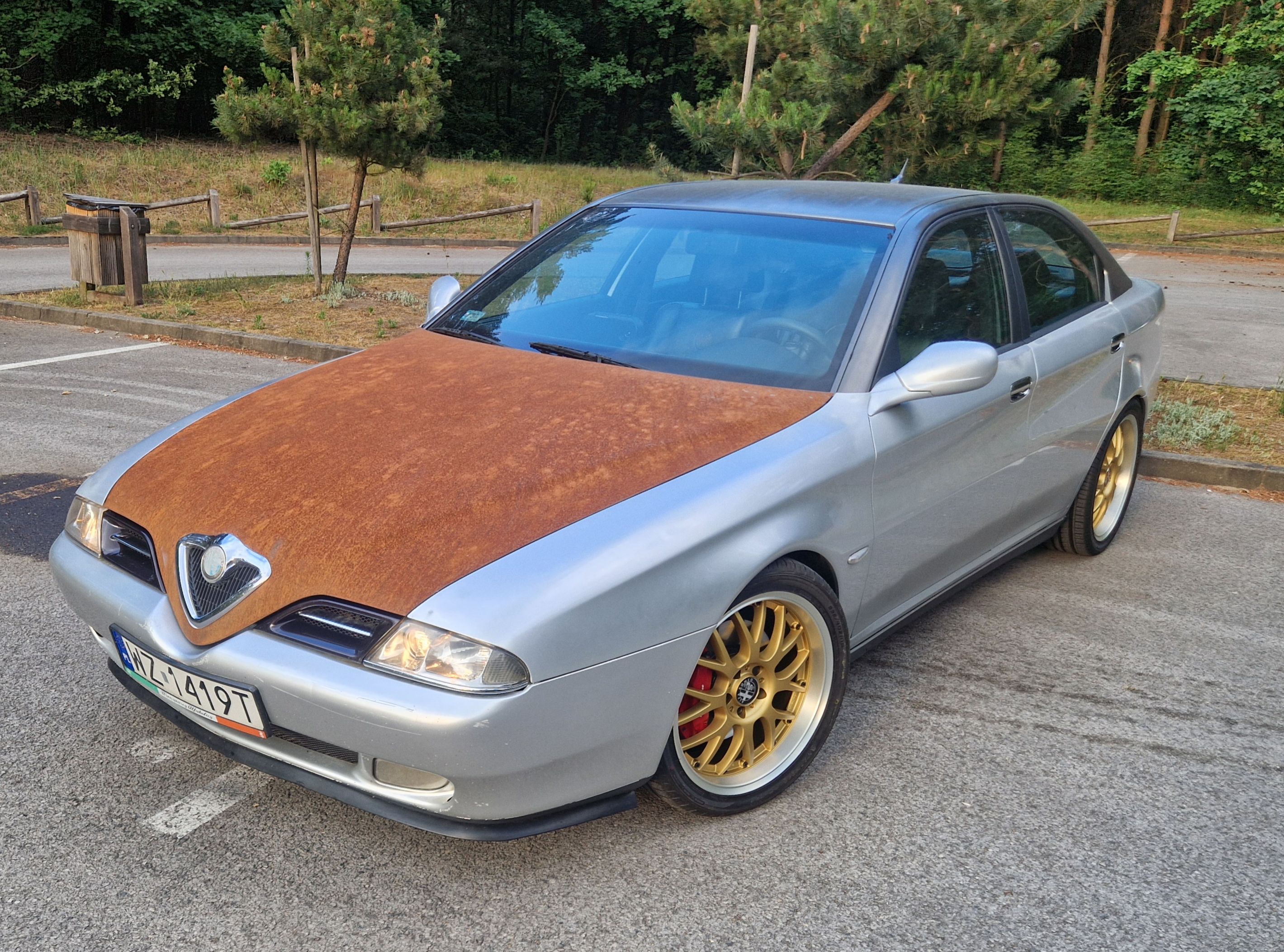 Alfa Romeo 166