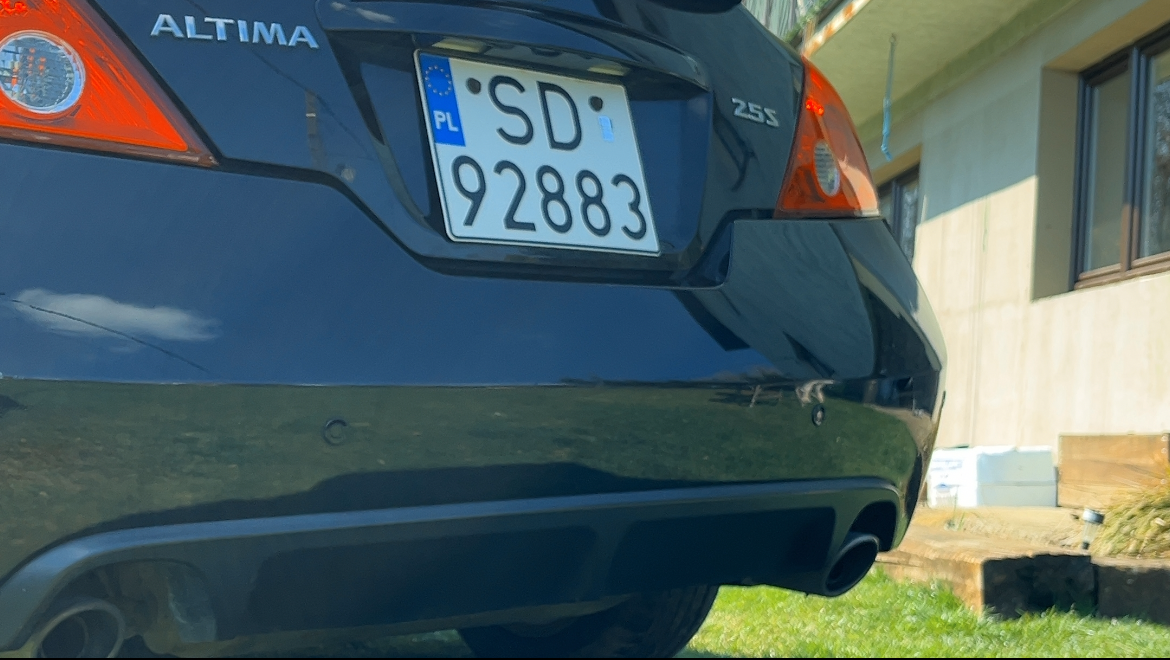 Nissan Altima