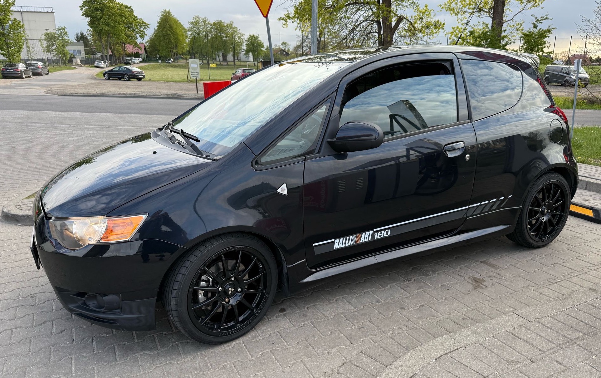 Mitsubishi Colt