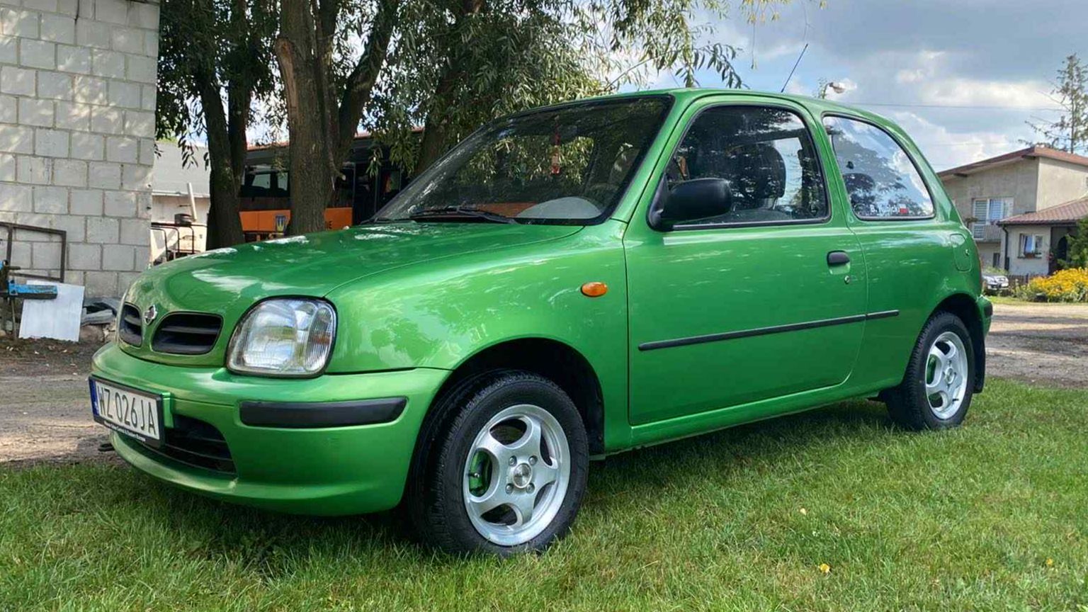Nissan Micra