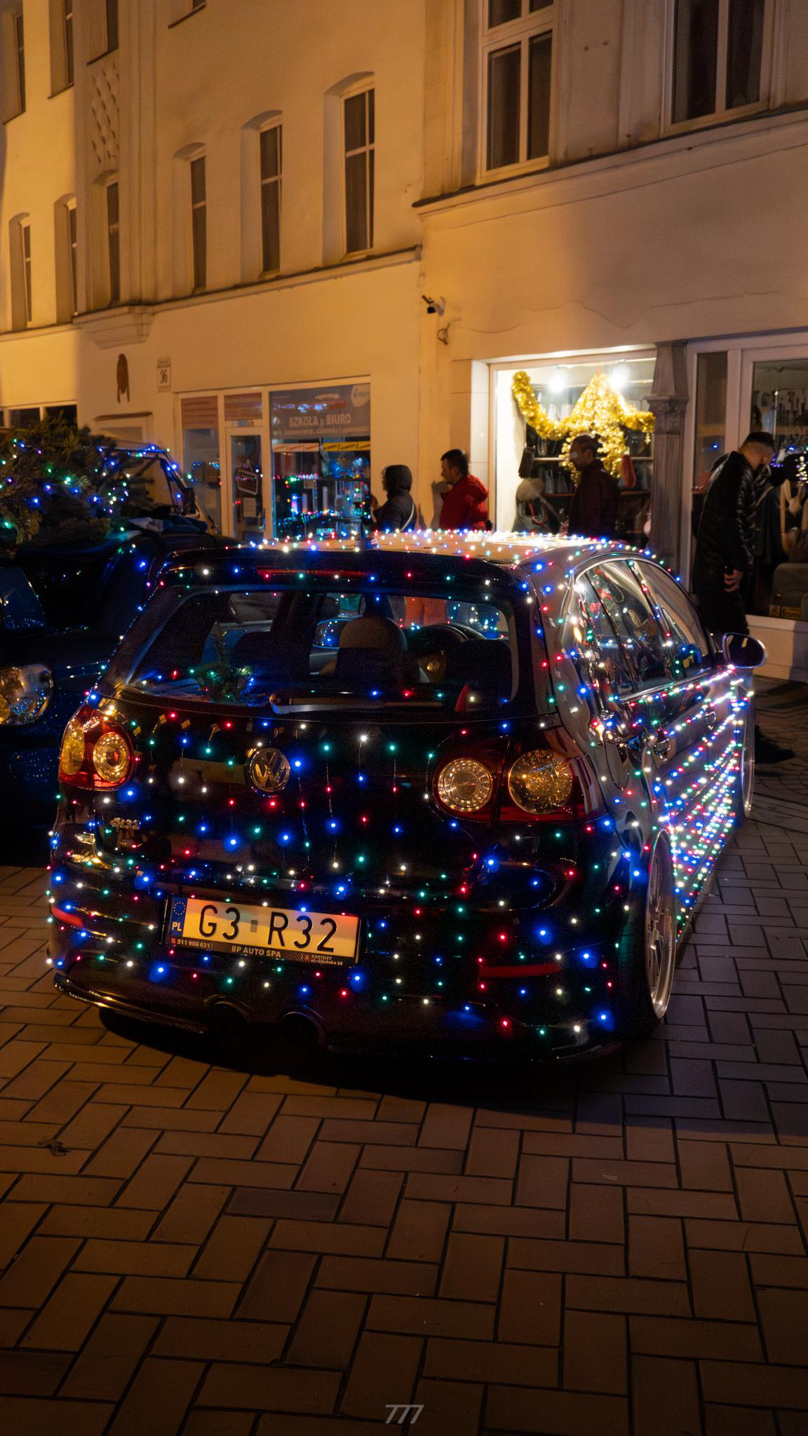Volkswagen Golf R32