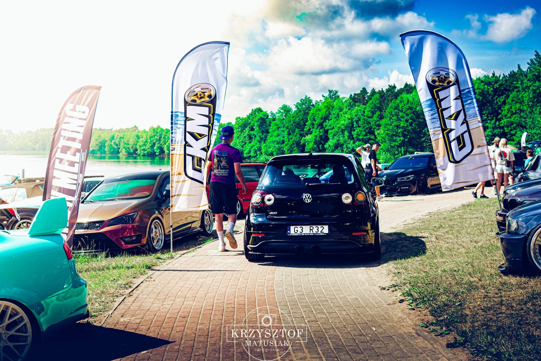 Volkswagen Golf R32