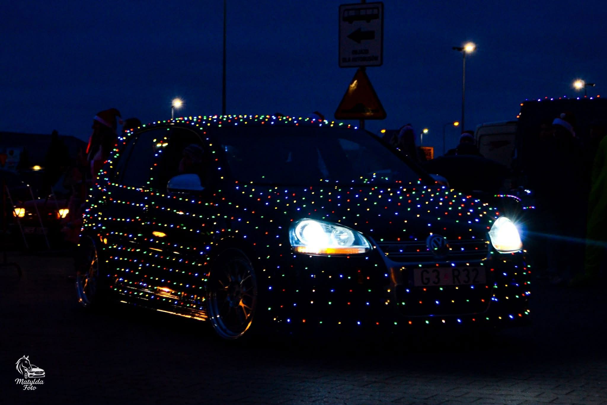 Volkswagen Golf R32
