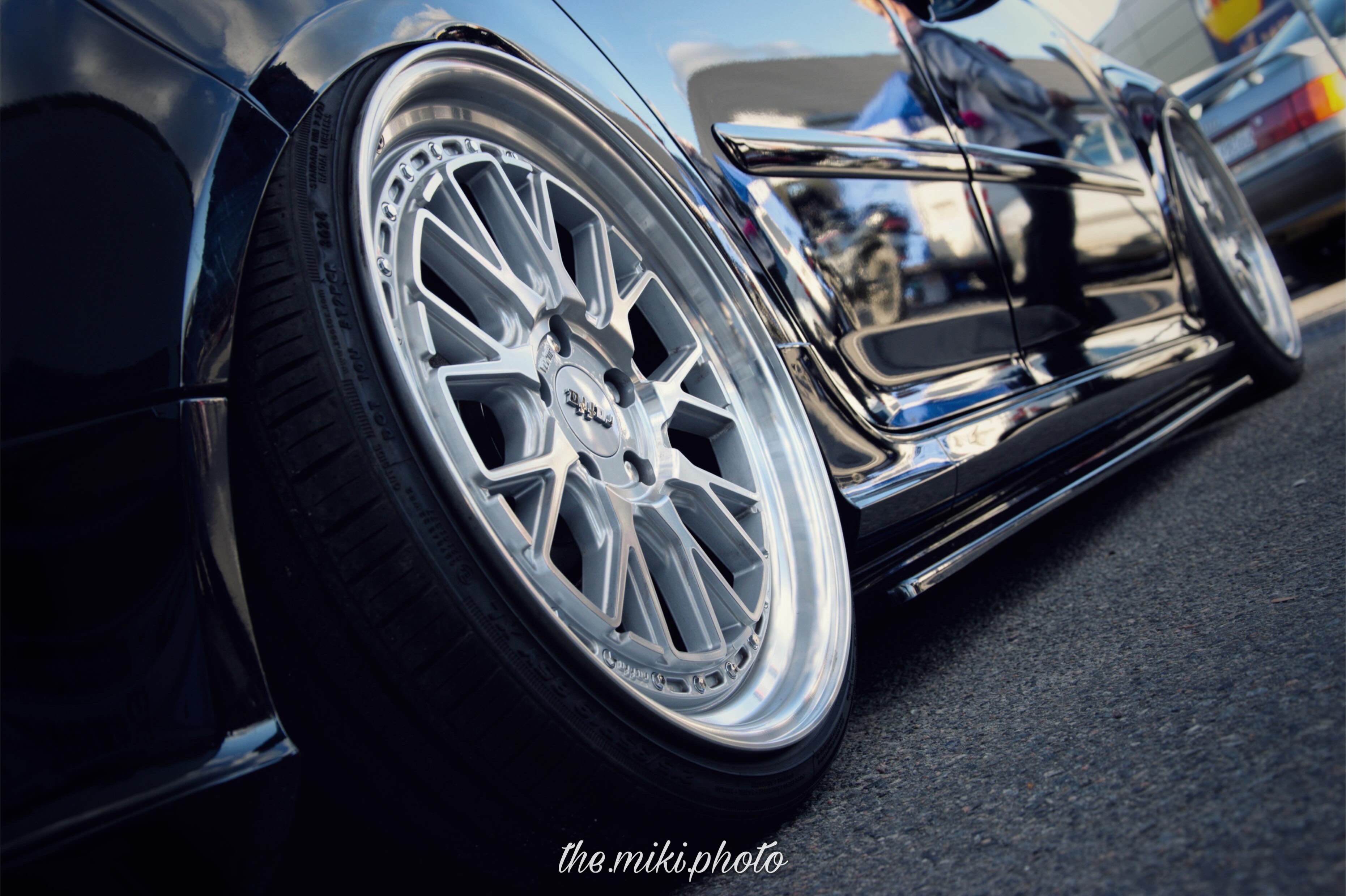 Volkswagen Golf R32