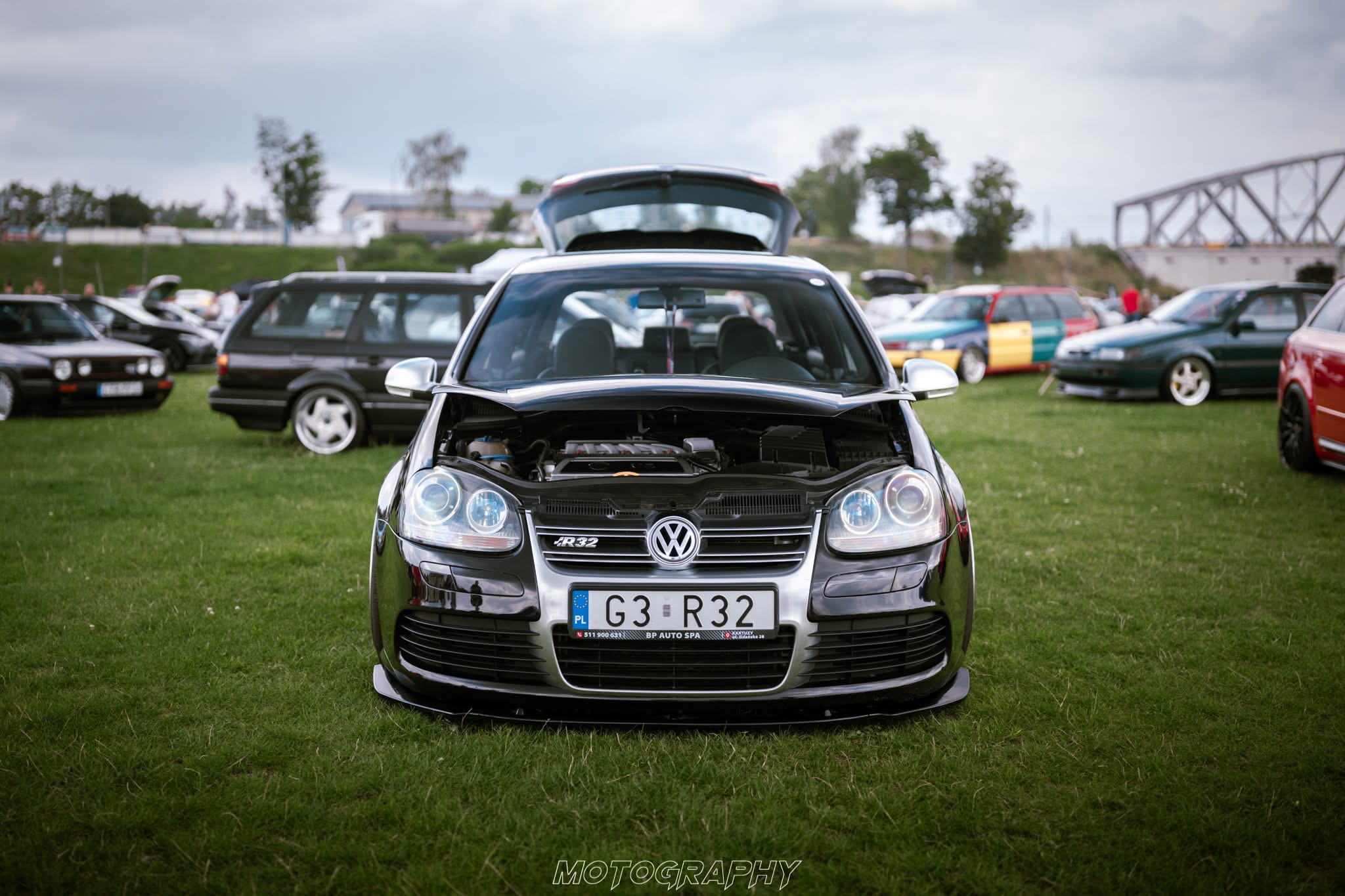 Volkswagen Golf R32