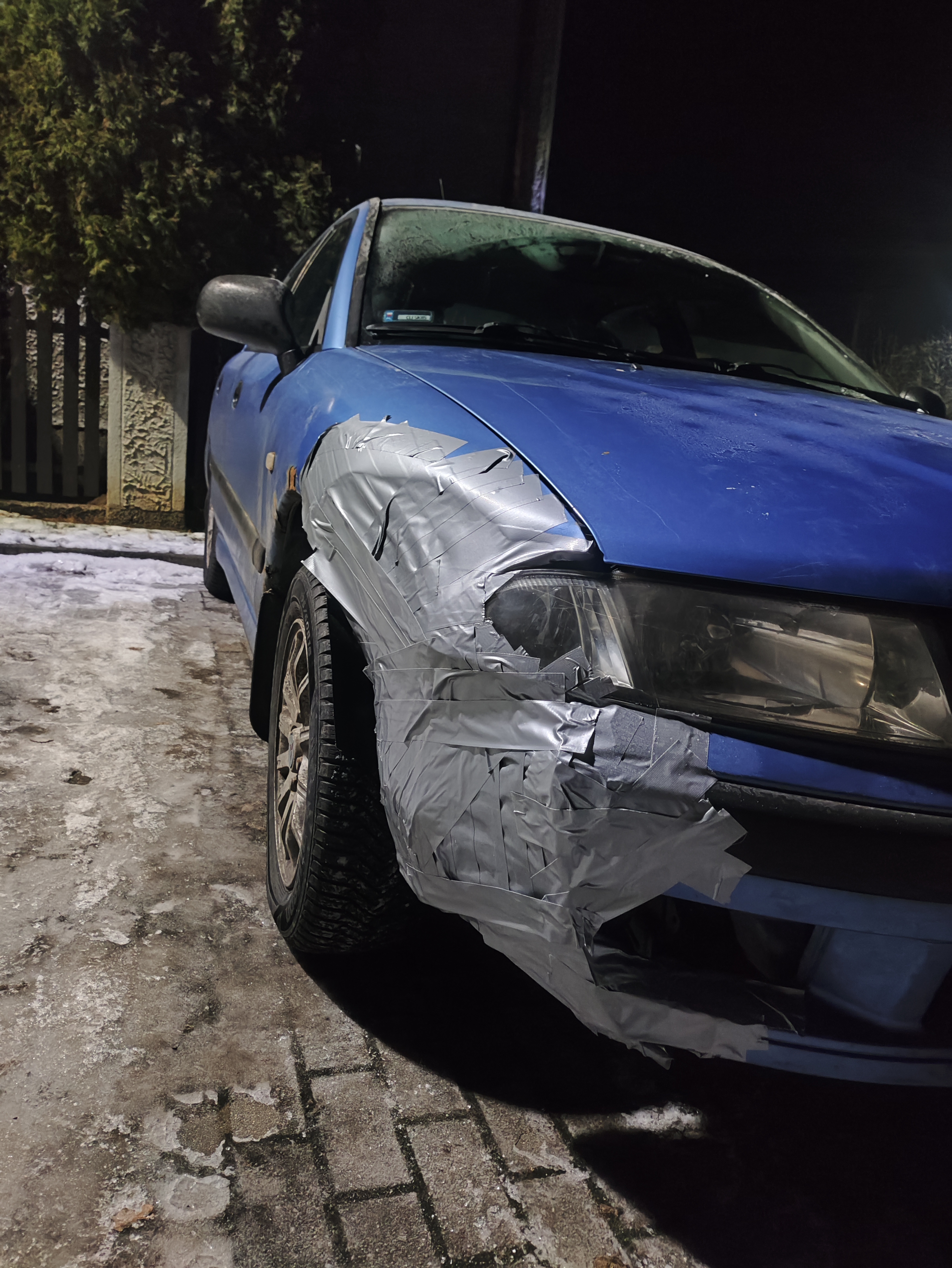 Mitsubishi Carisma