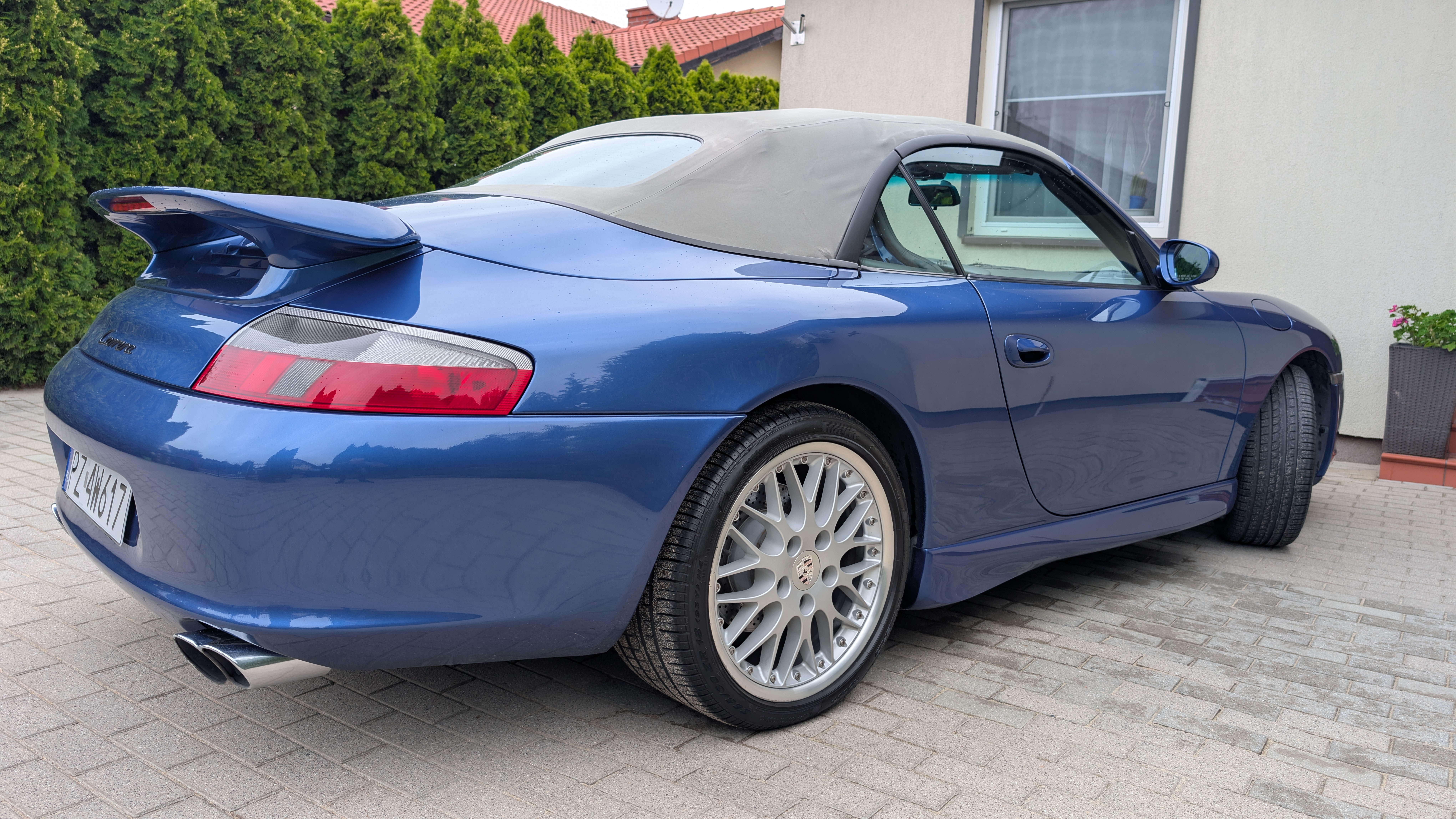 Porsche 911