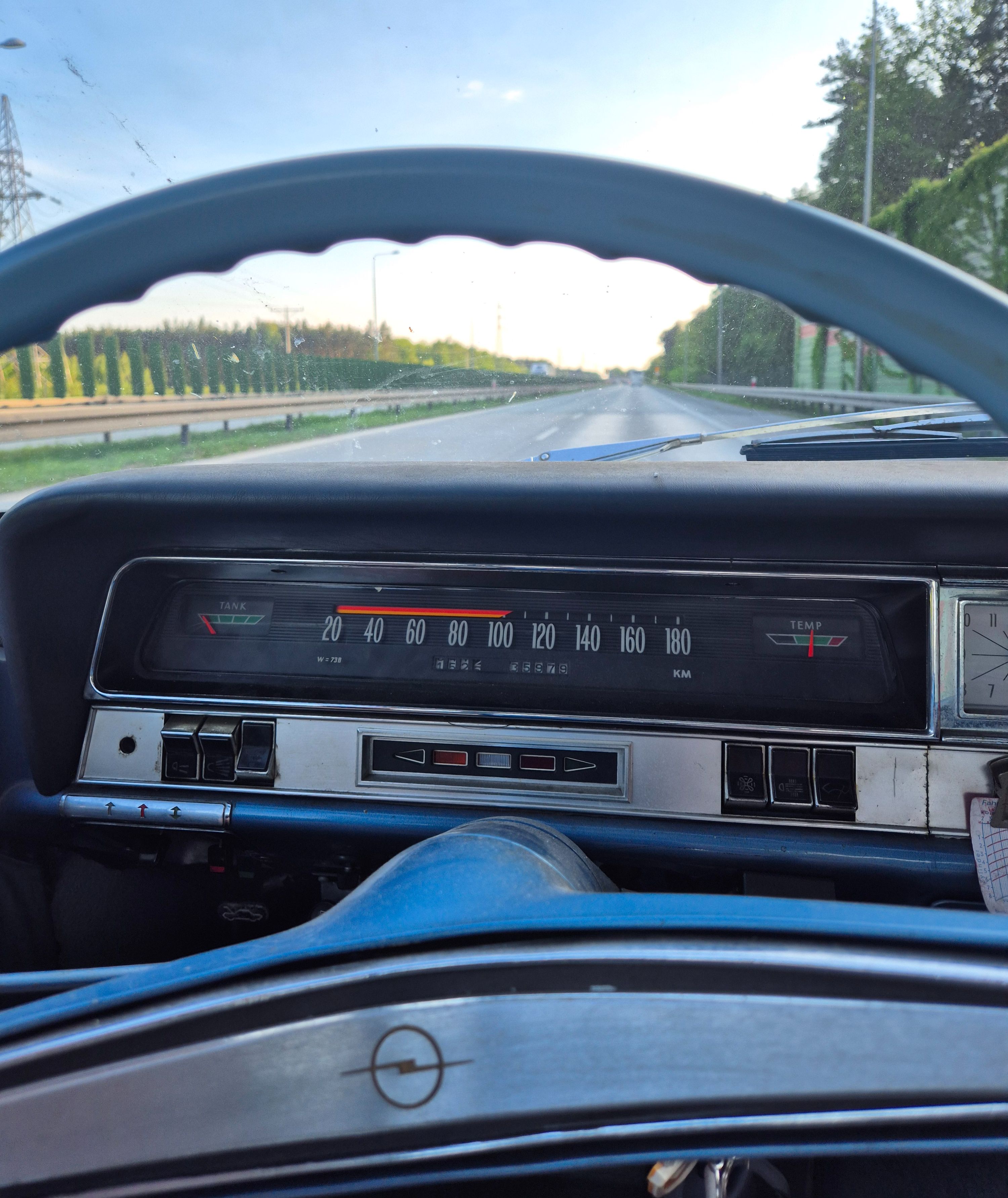 Opel Admiral