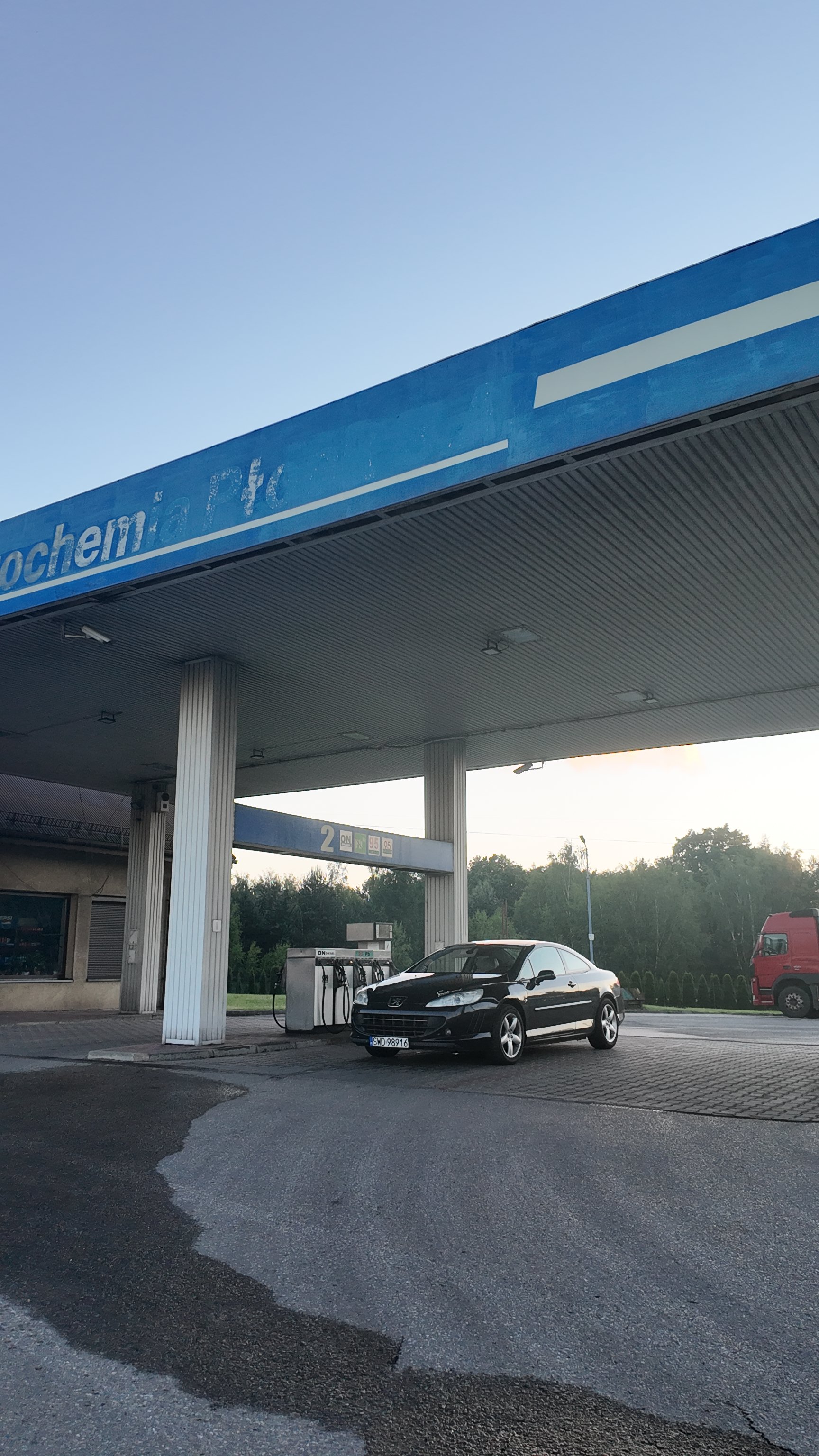 Peugeot 407 COUPE