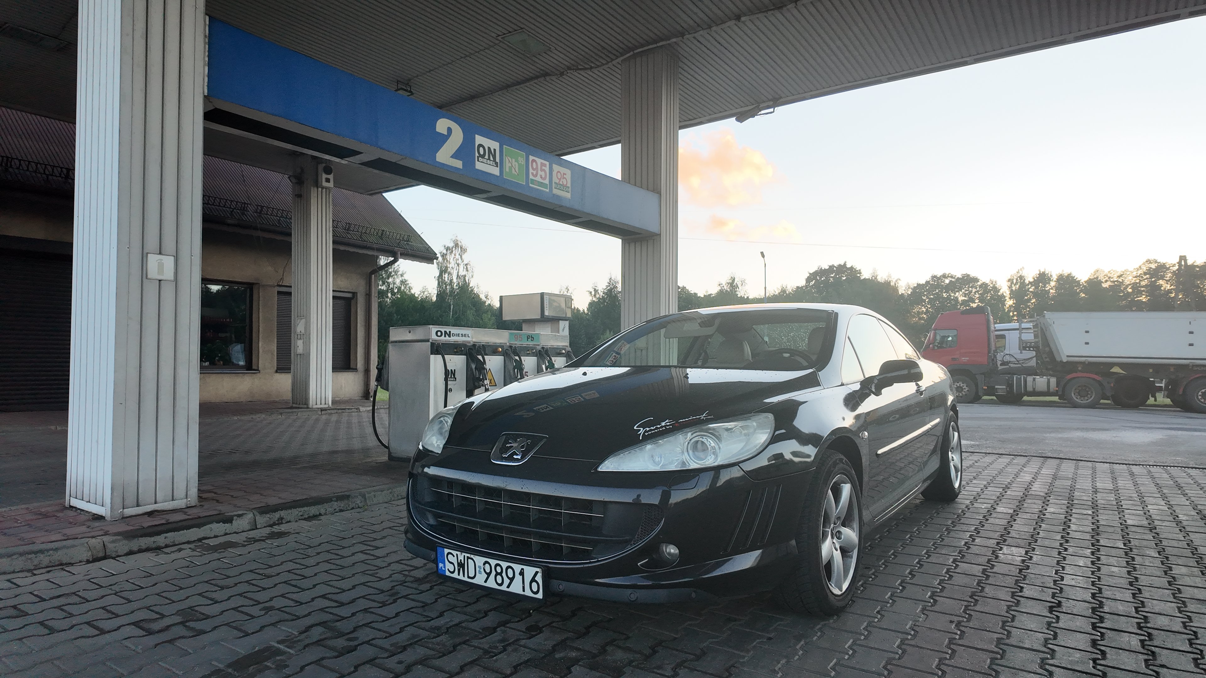 Peugeot 407 COUPE
