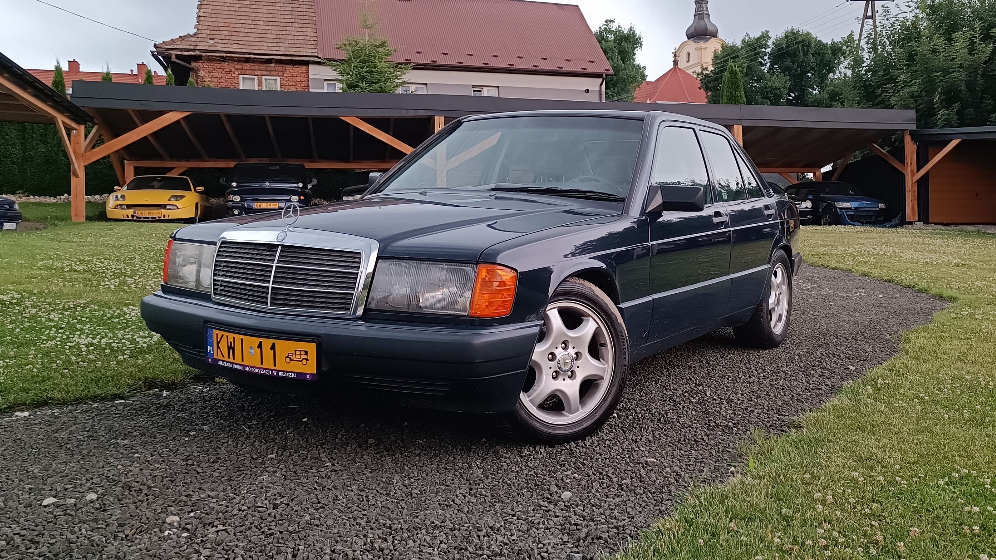 Mercedes-Benz 190 (W201)