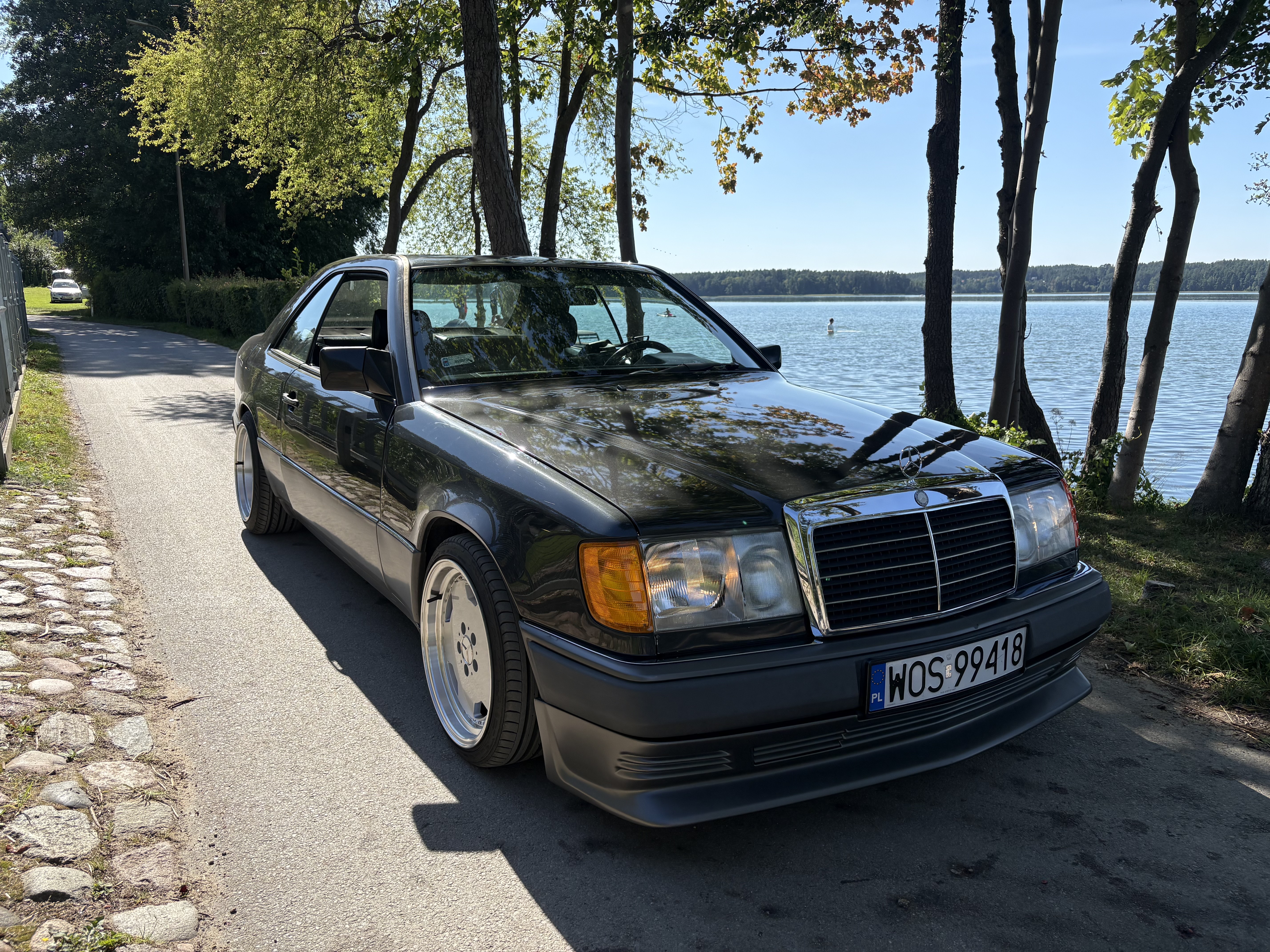 Mercedes-Benz W124