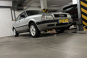 Audi 80