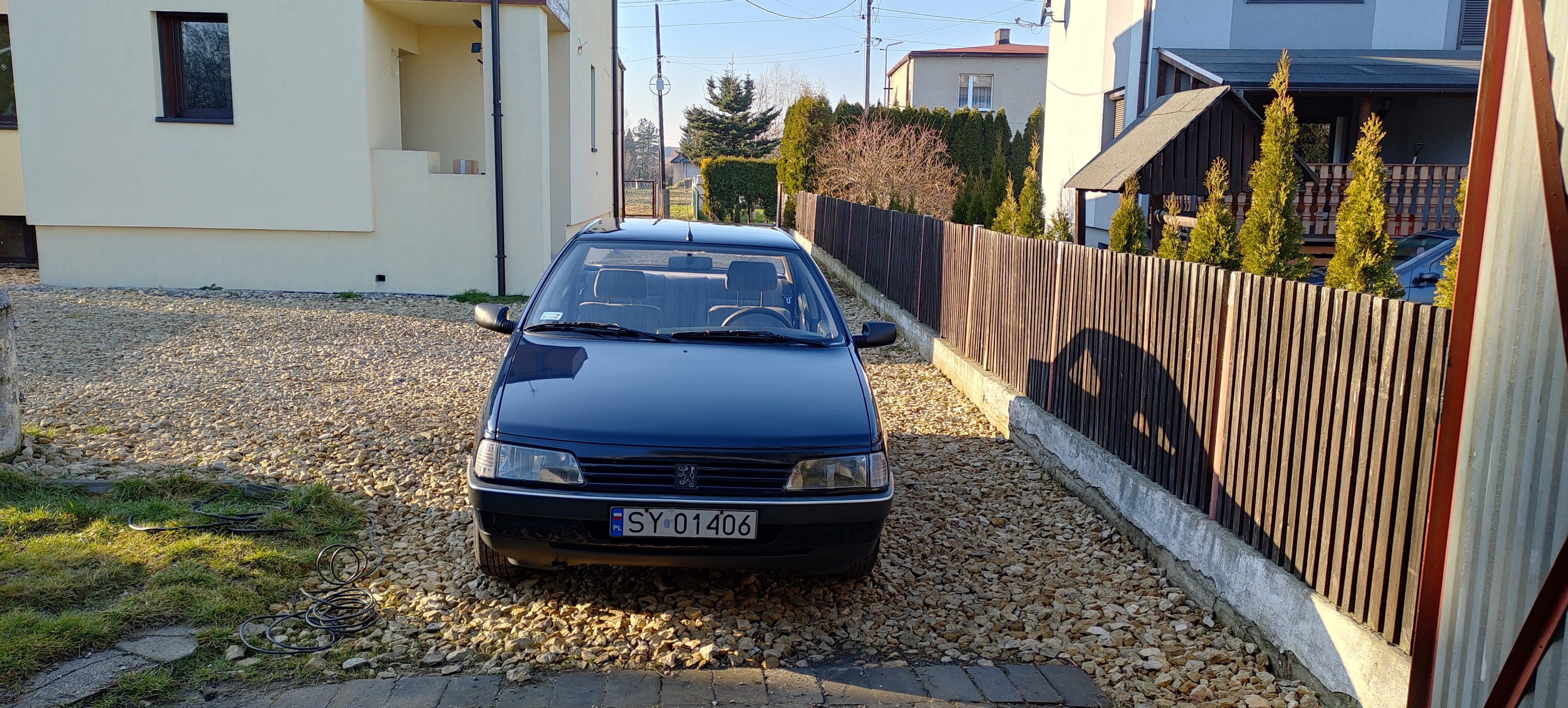 Peugeot 405