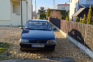Peugeot 405