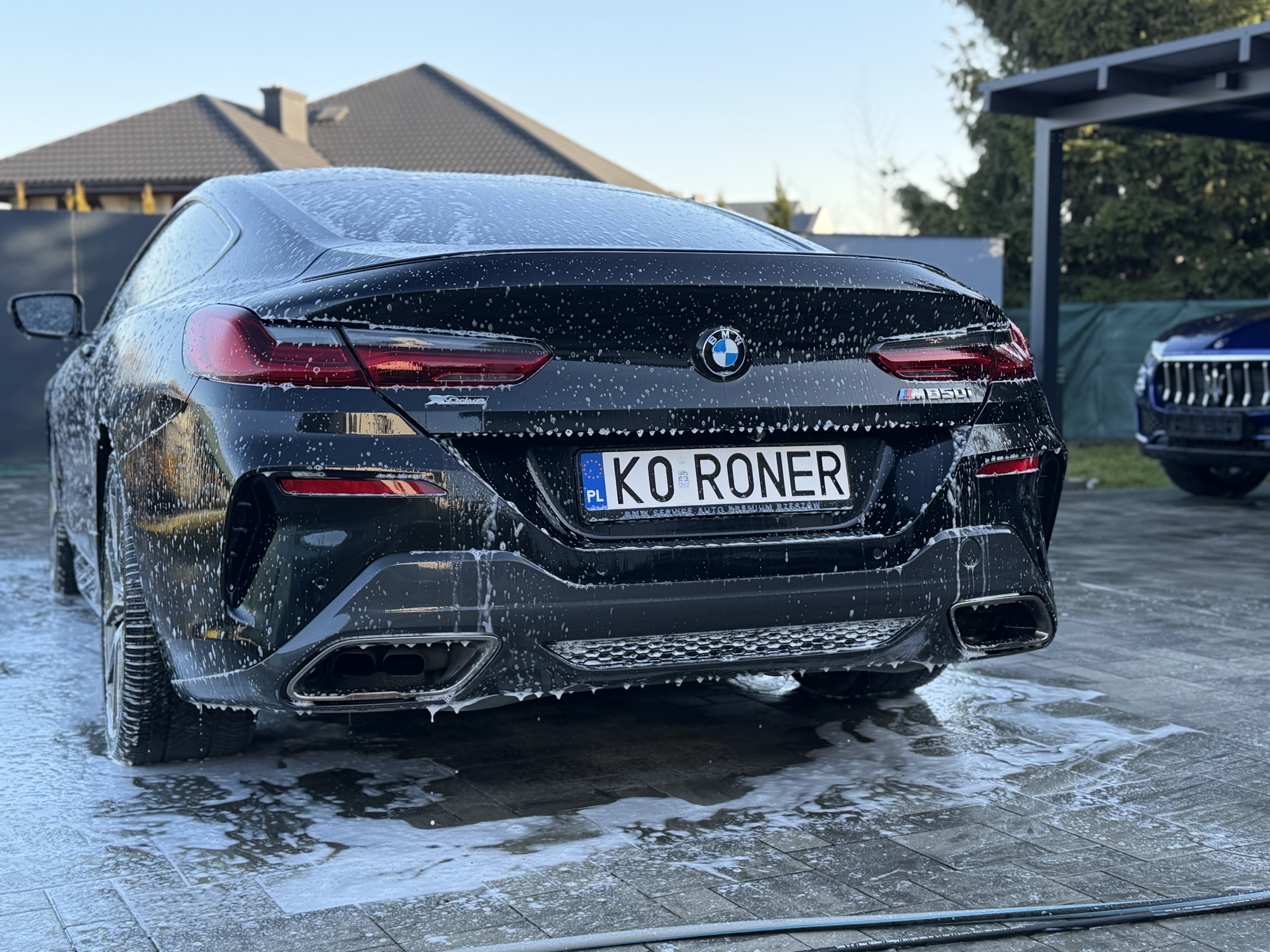 BMW 8 COUPE