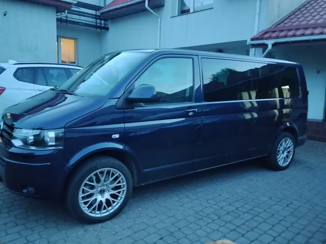 Volkswagen Caravelle