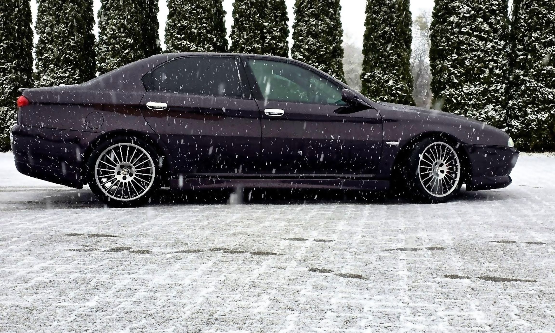 Alfa Romeo 166