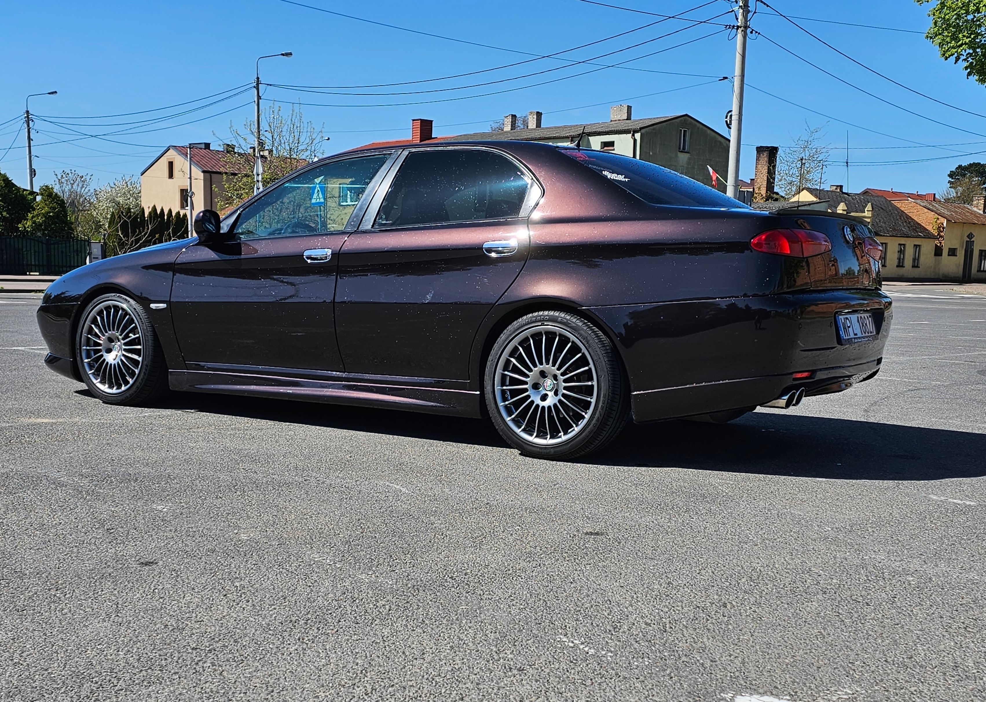 Alfa Romeo 166