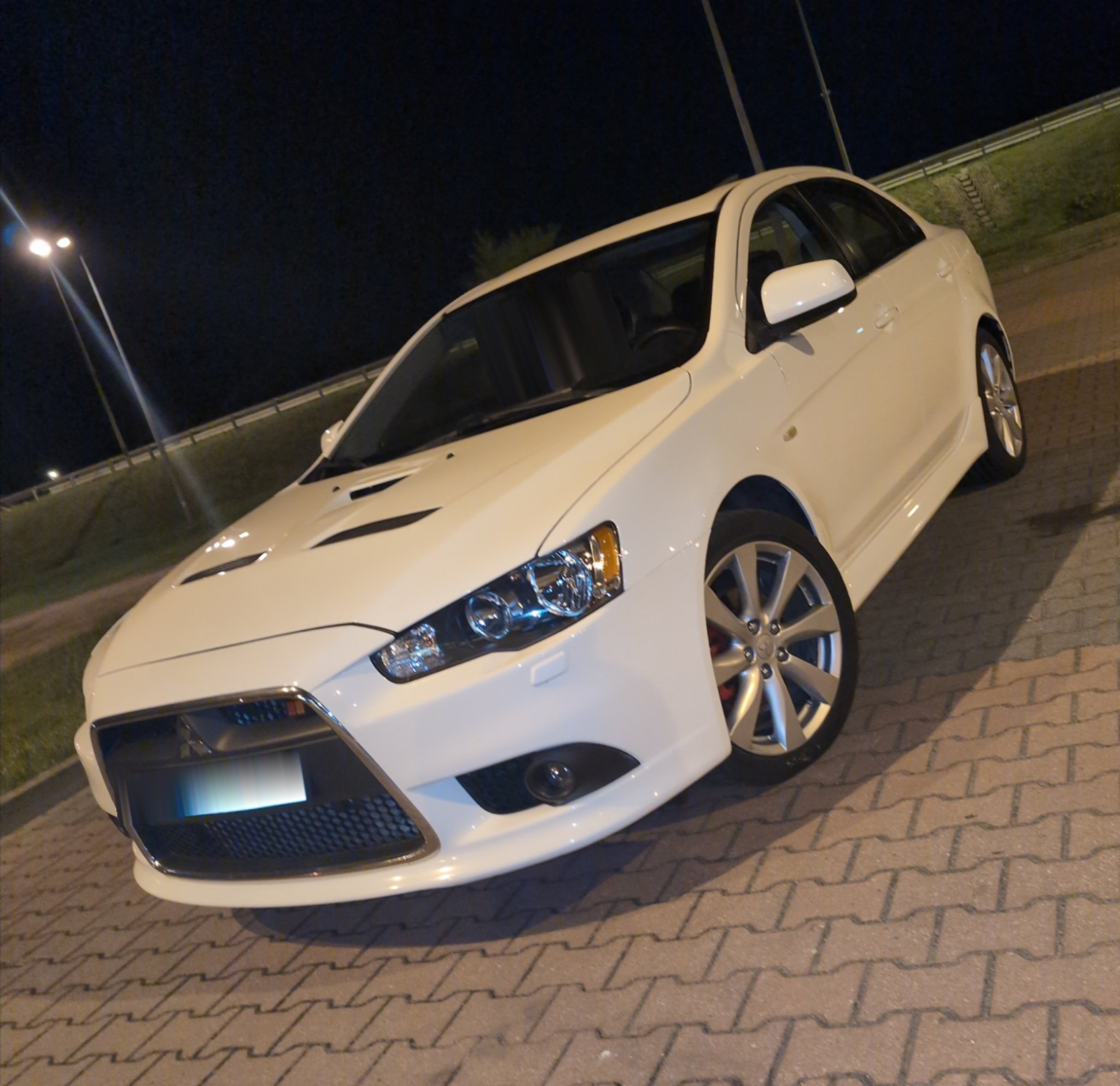 Mitsubishi Lancer Viii