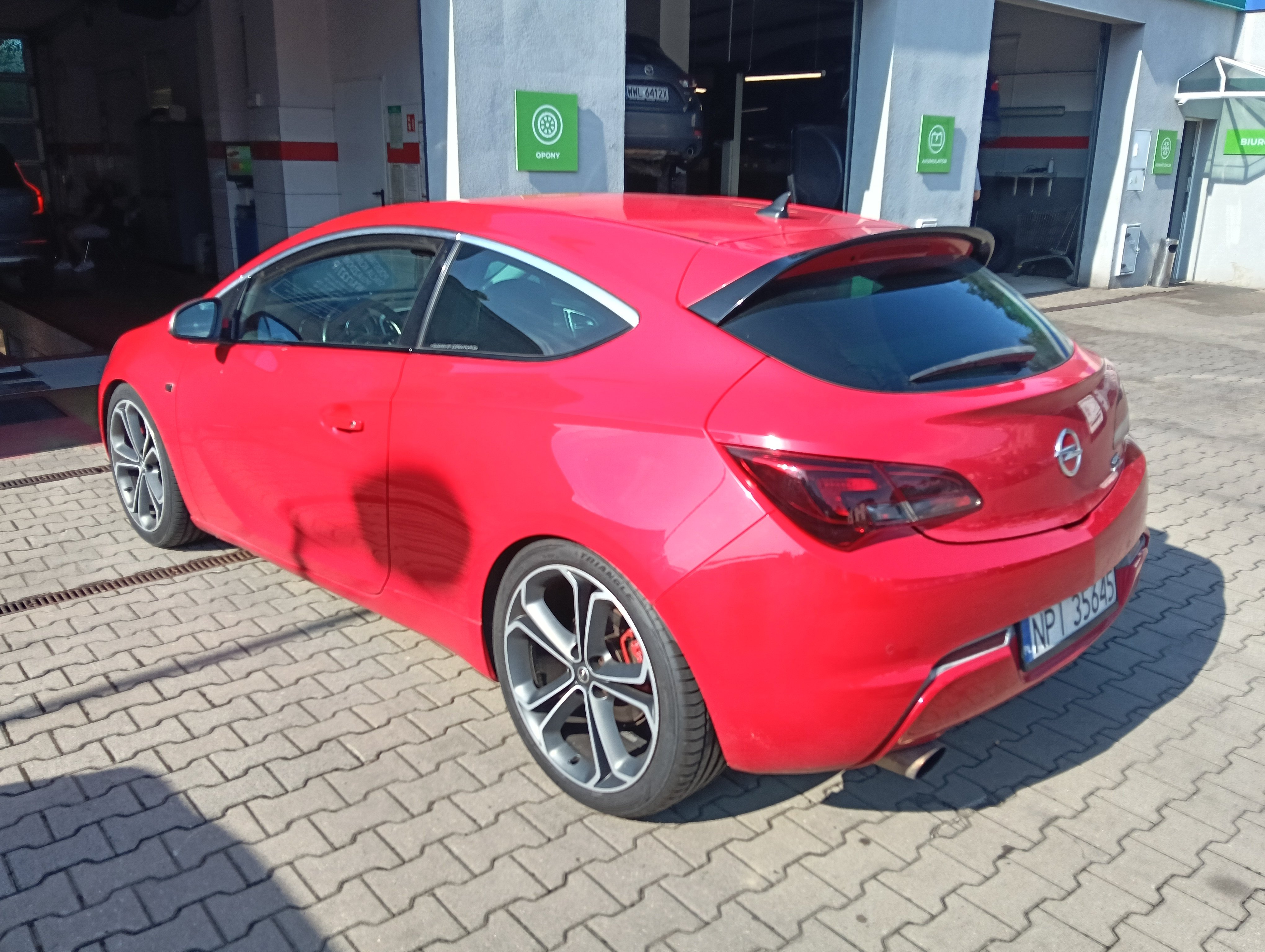 Opel Astra J Gtc