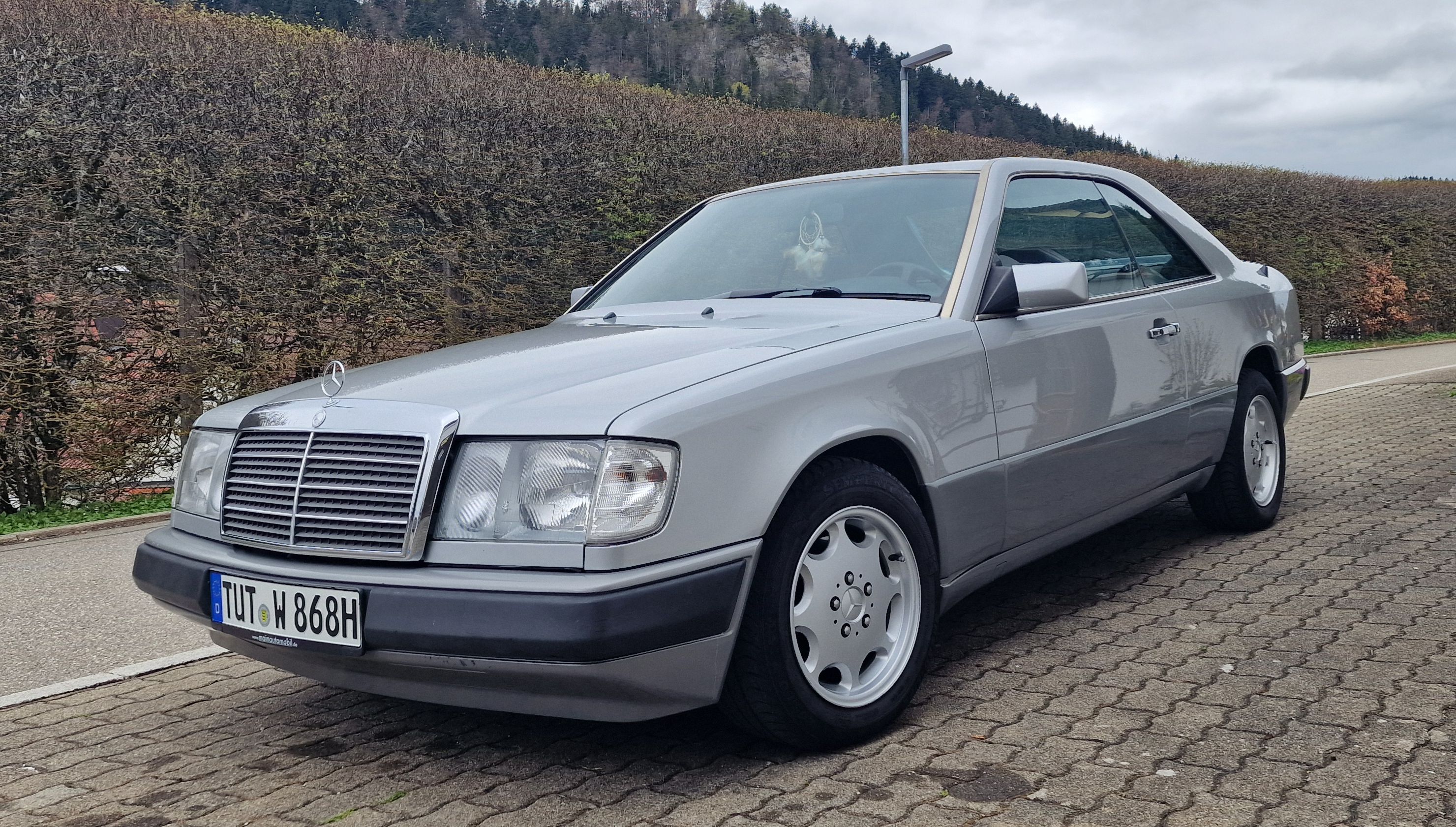 Mercedes-Benz W124