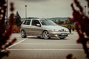 Car image thumbnail