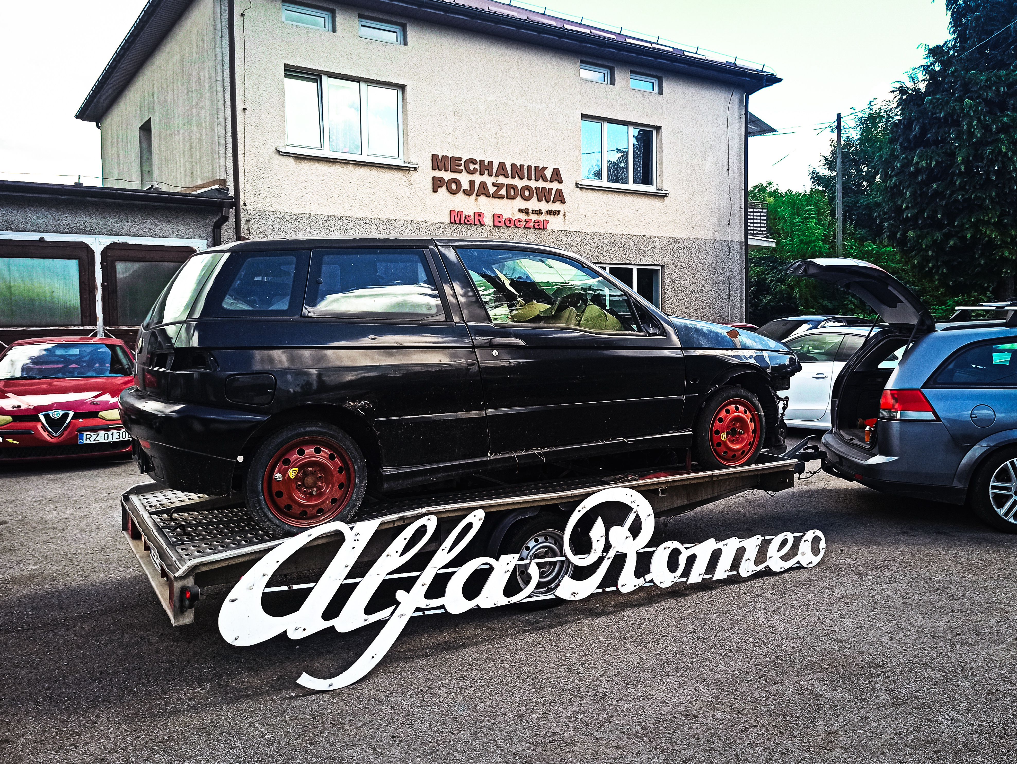 Alfa Romeo 145