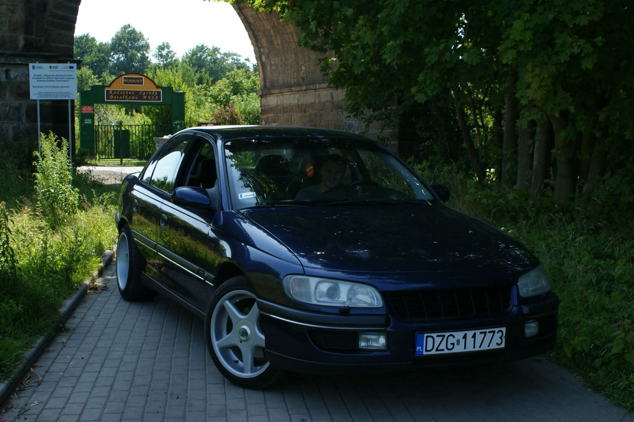 Opel Omega