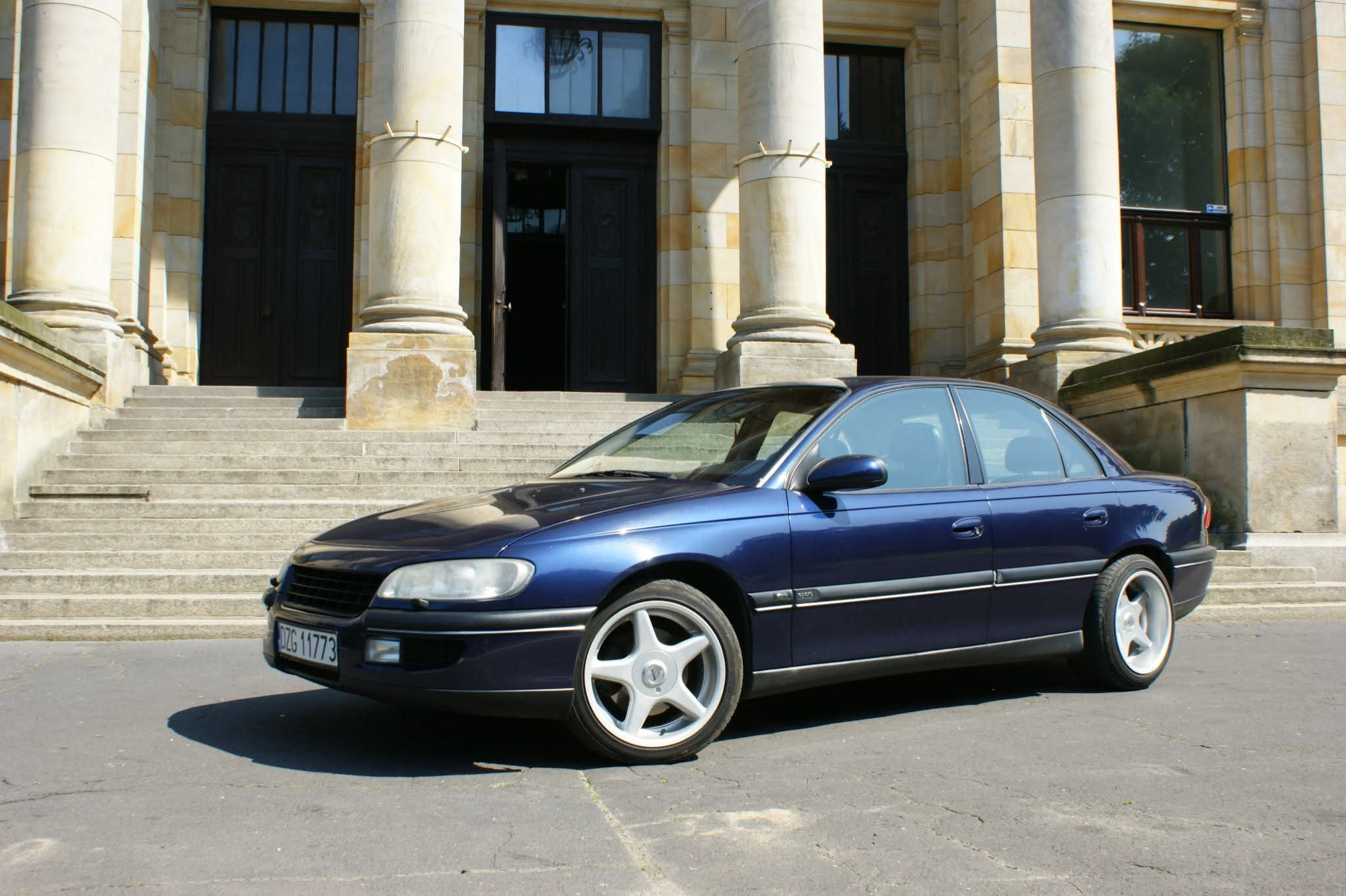 Opel Omega