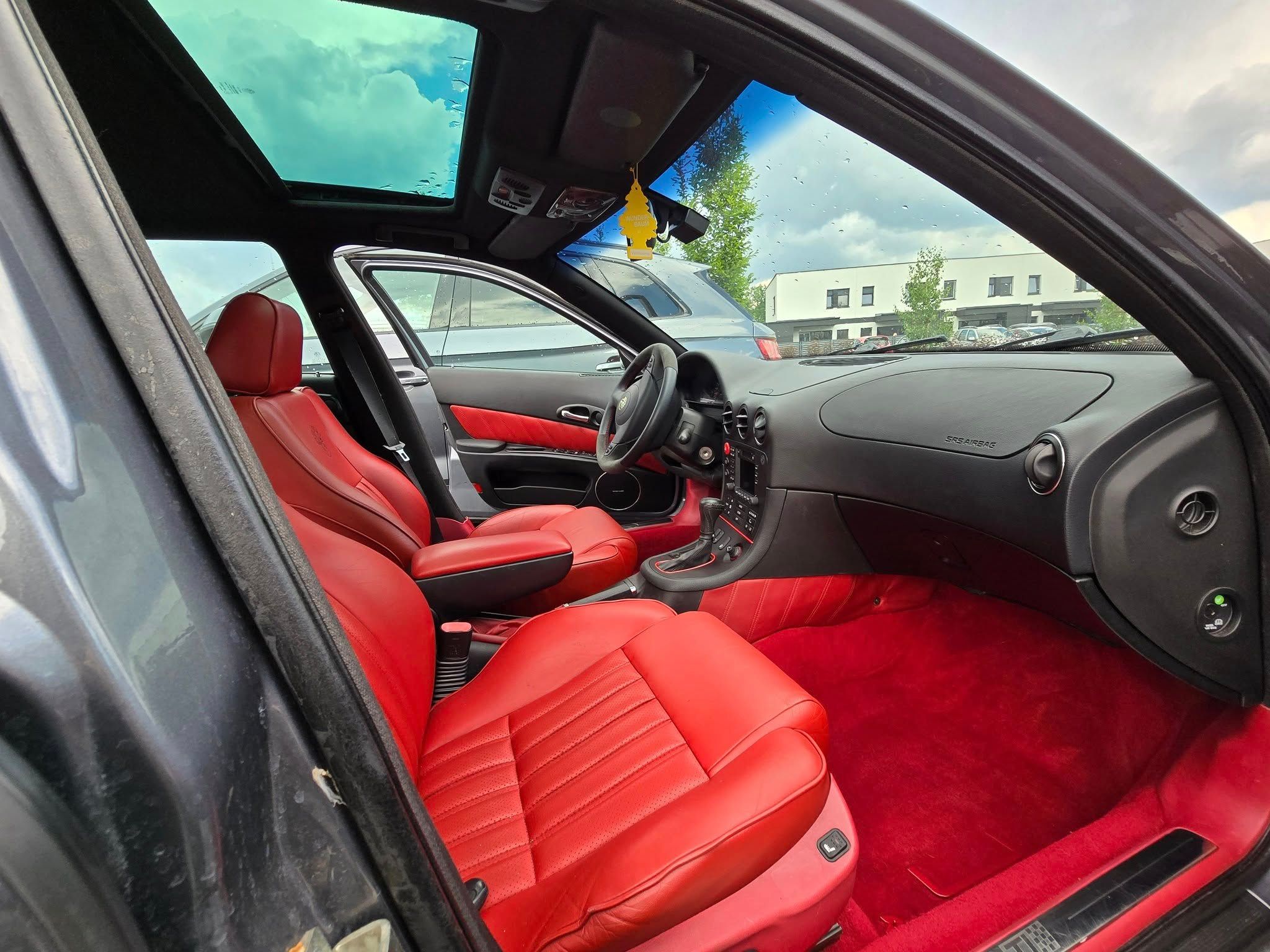 Alfa Romeo 166