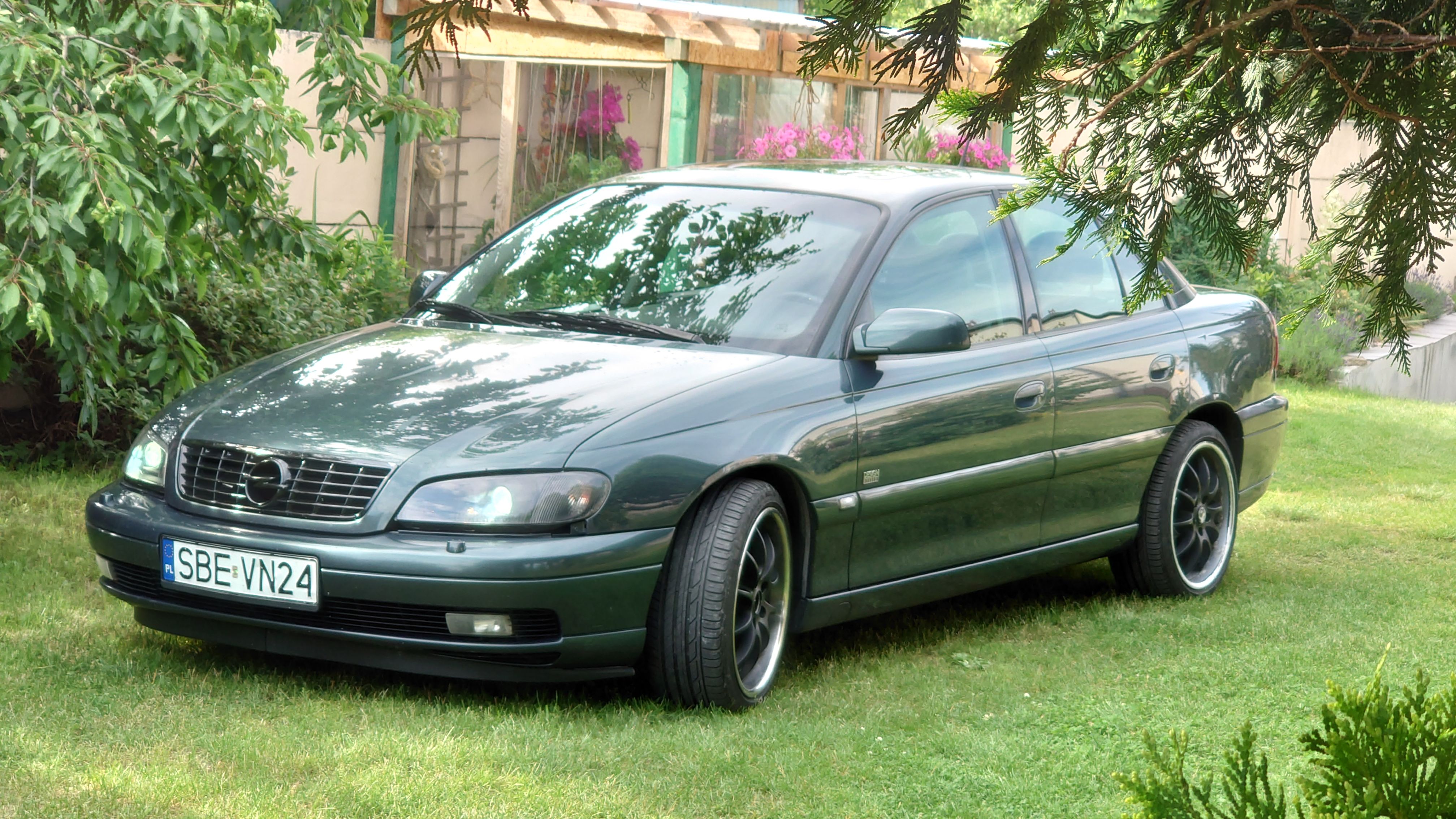 Opel Omega