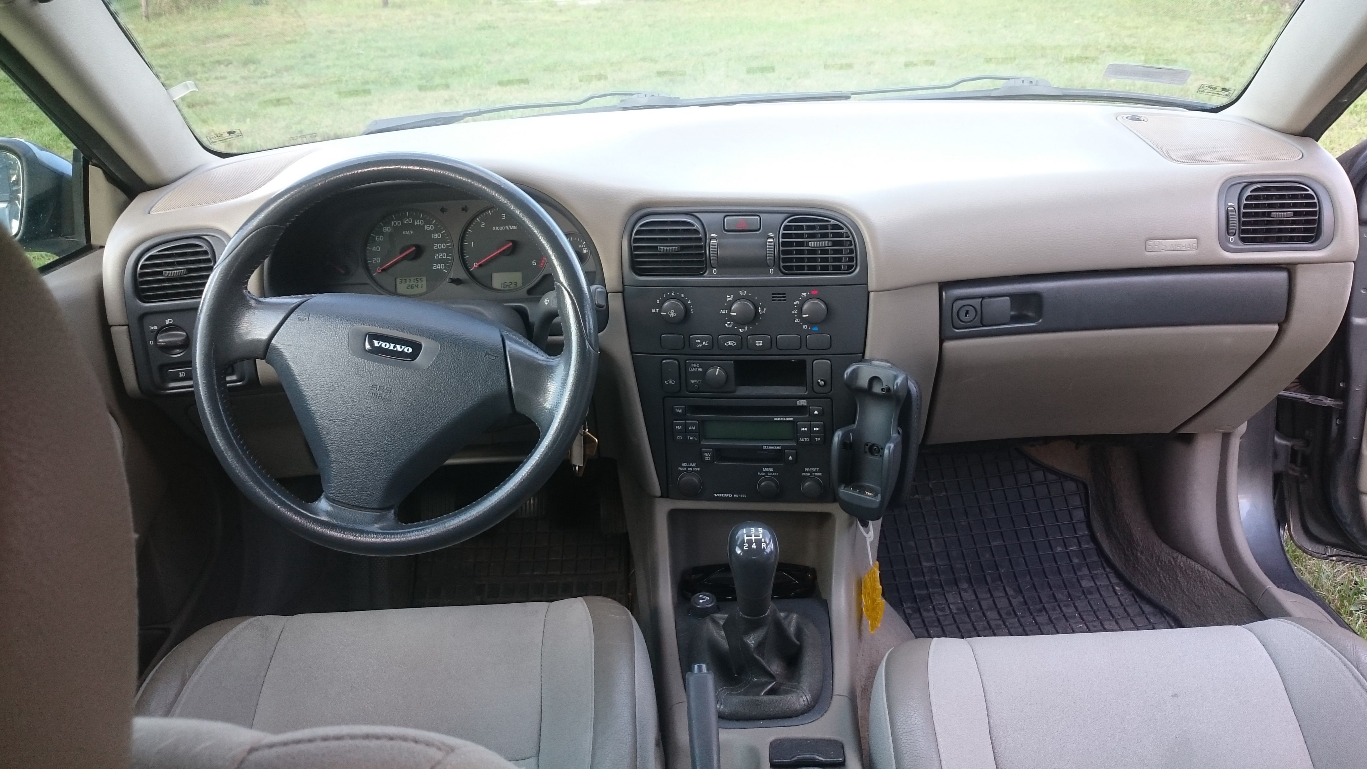 Volvo V40