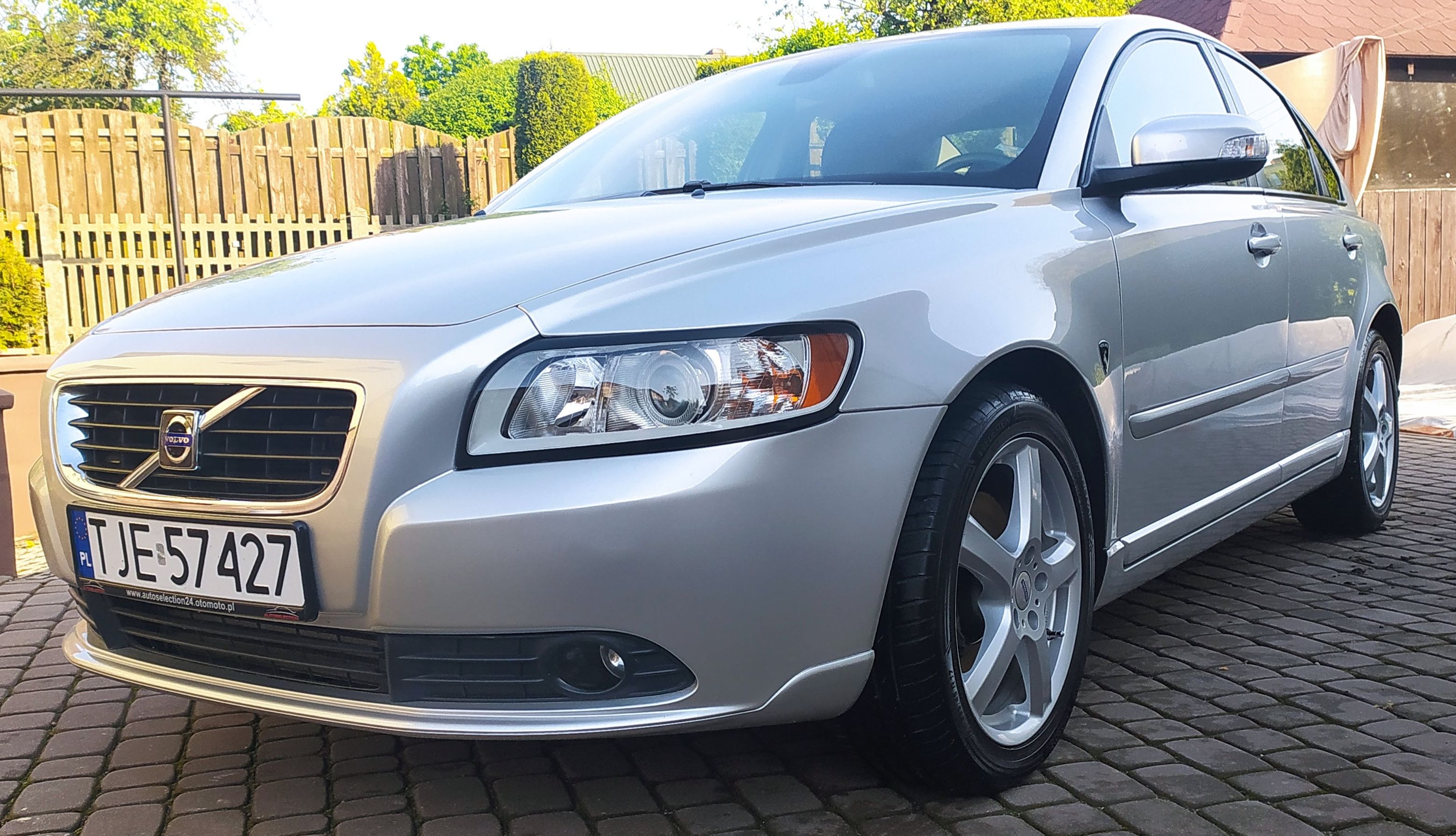 Volvo S40