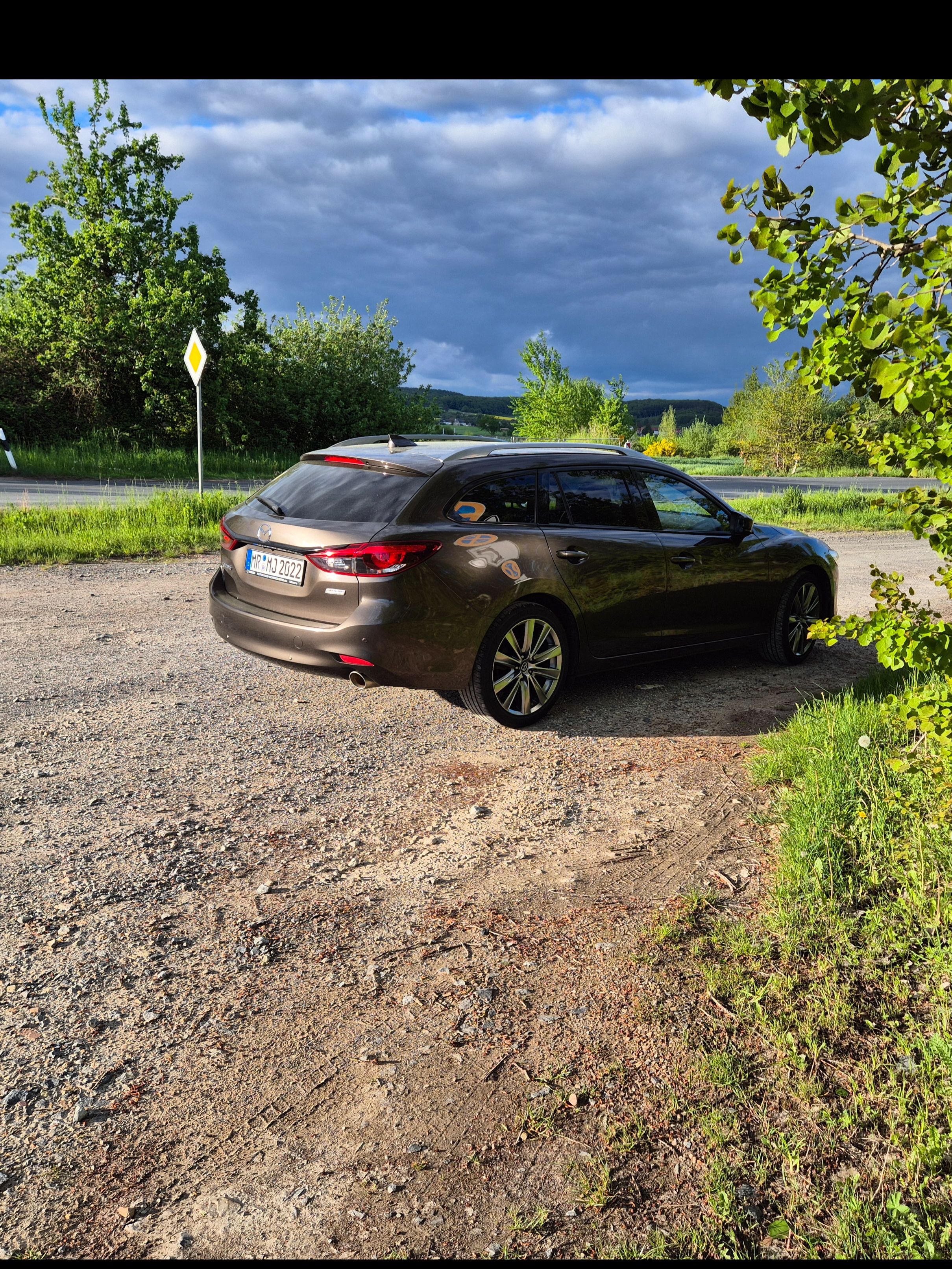 Mazda 6