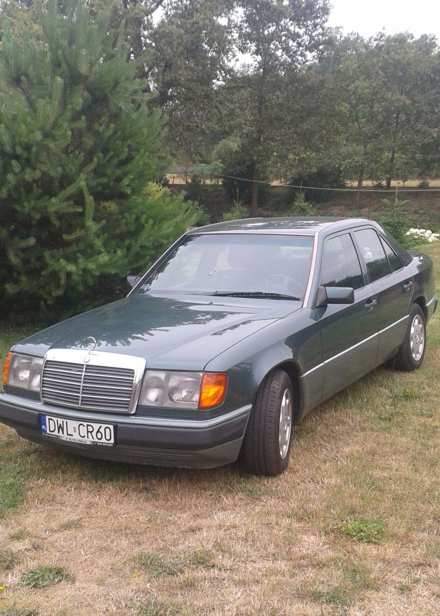 Mercedes-Benz W124