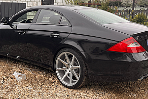 Car image thumbnail