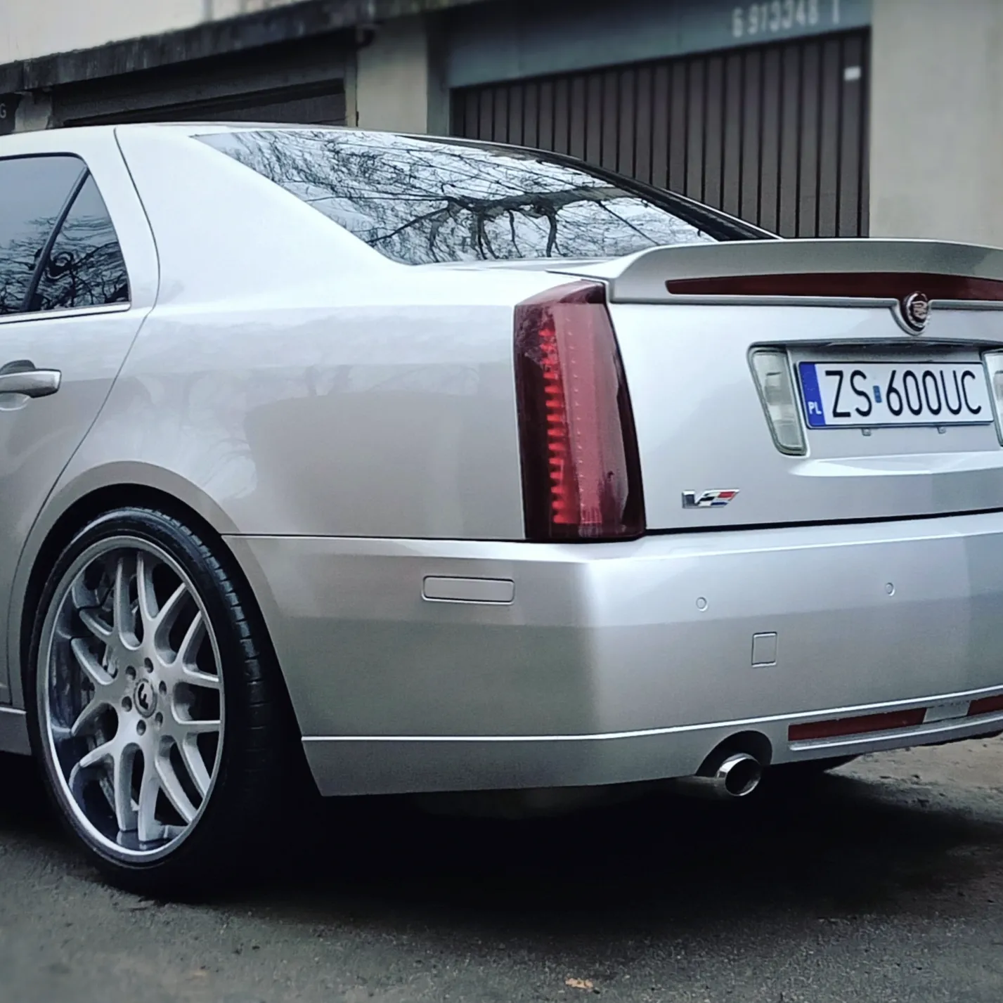 Cadillac STS-V