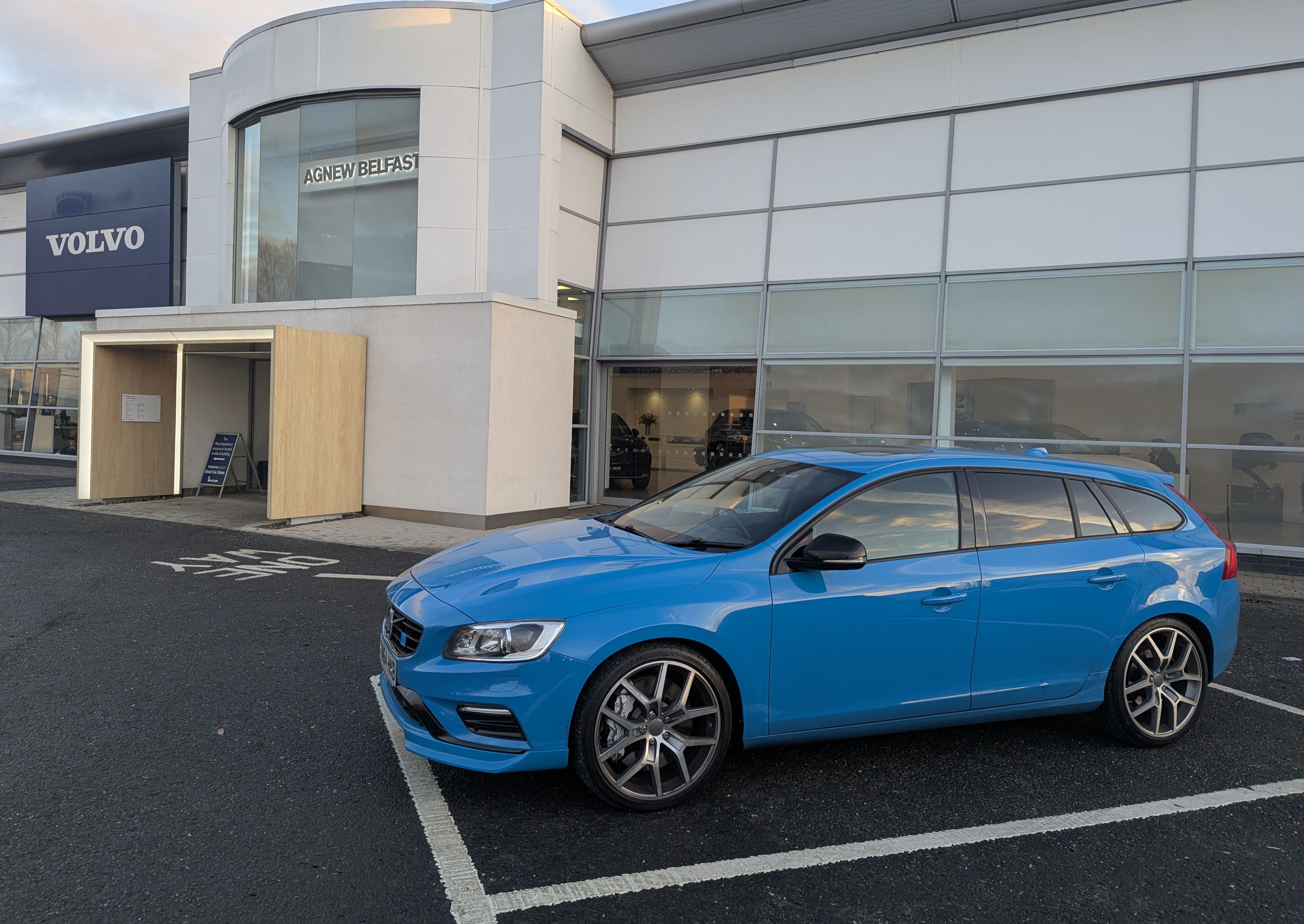 Volvo V60 Polestar