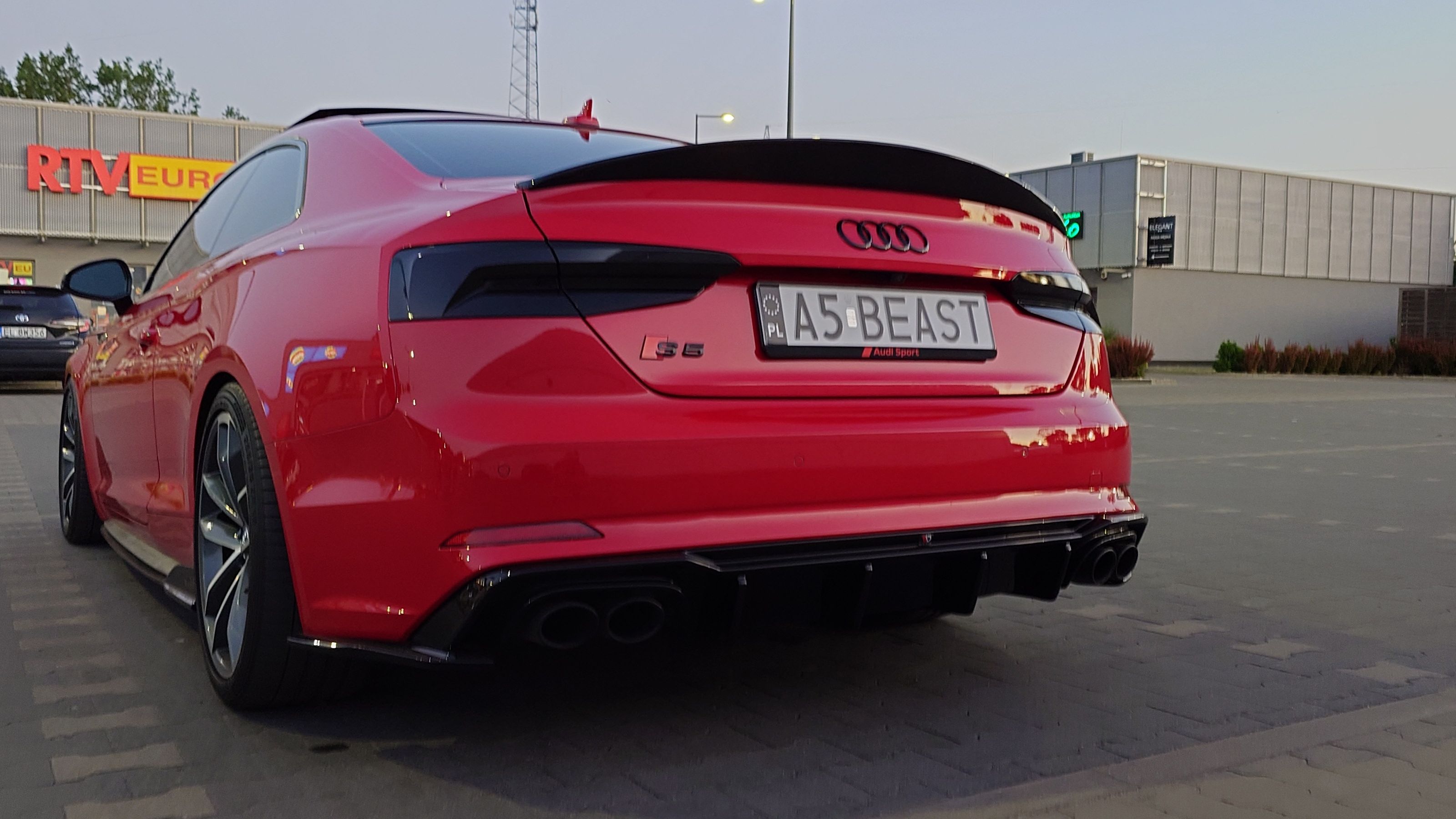 Audi S5