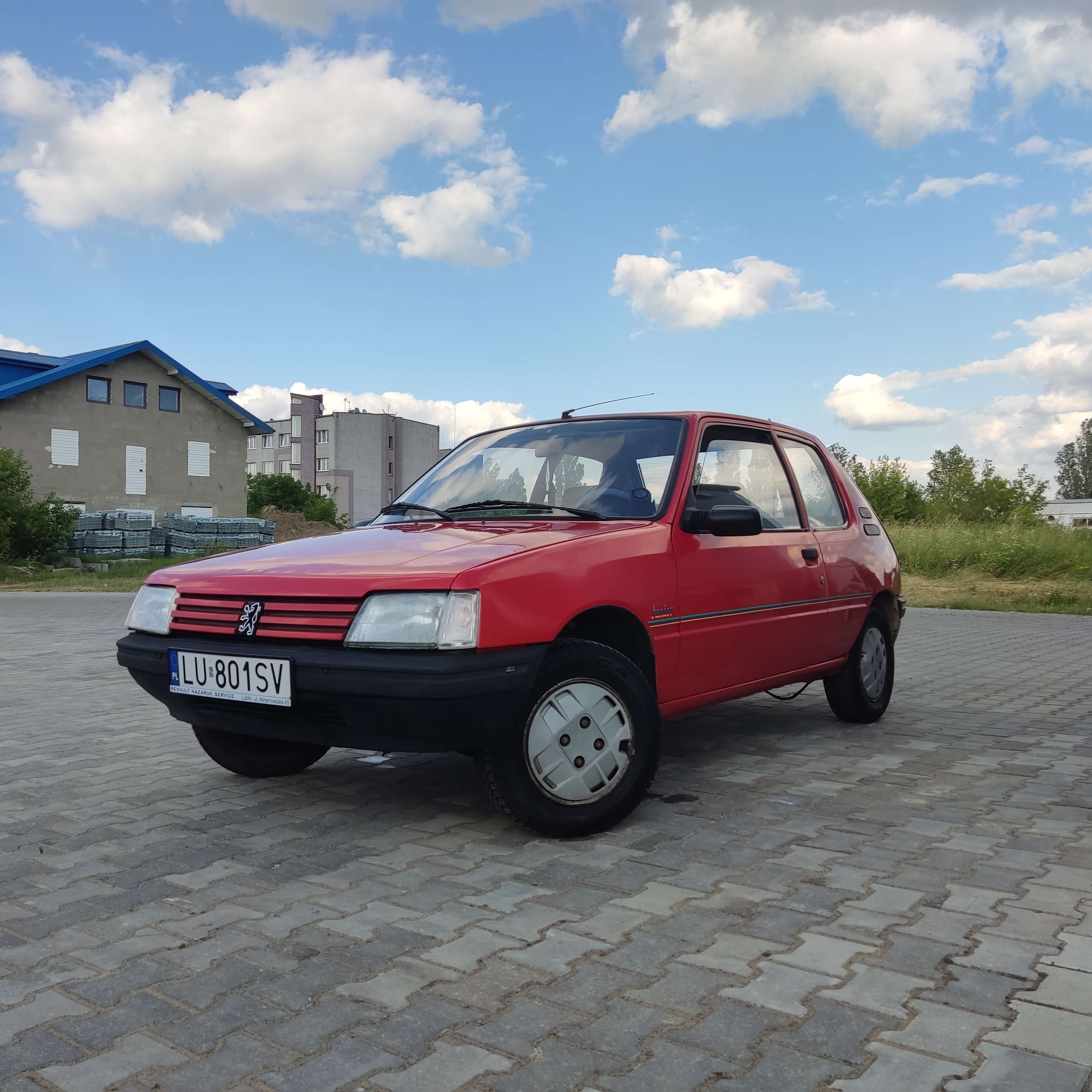 Peugeot 205