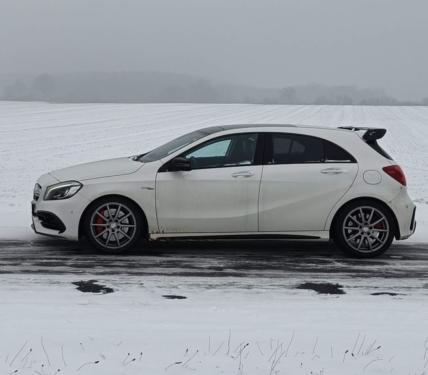 Mercedes-Benz A45AMG